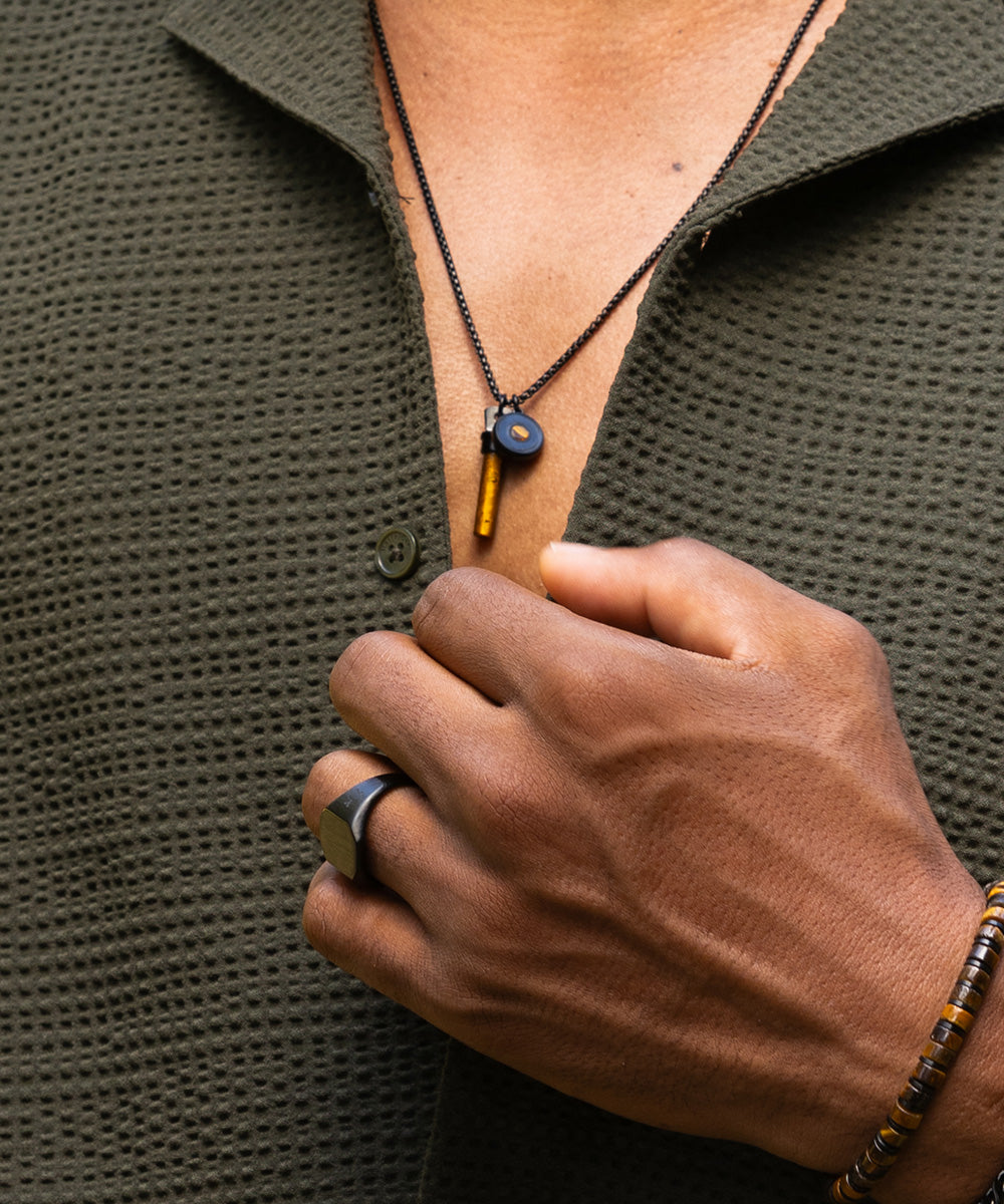 Brontide Eye Necklace Tiger Eye | Black